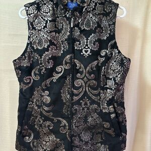Tabi Simply Classic Black Brocade Vest - Metallic Floral Pattern Zip Up Size S